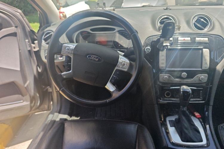 Used Ford Mondeo 2008 2.3L Ultimate Edition Steering Wheel