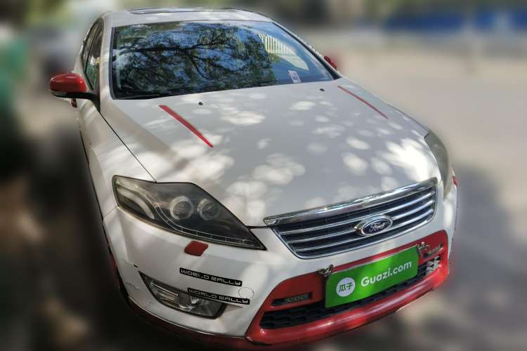 Used Ford Mondeo 2008 2.3L Luxury Sport Navigation Edition Front Right 45 Deg