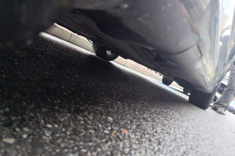 Used Ford Mondeo 2010 2.3L Fashion Edition Chassis Front Left