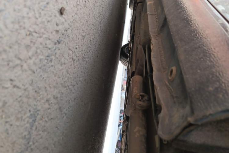 Used Ford Mondeo 2010 2.3L Luxury Version Chassis Rear Left