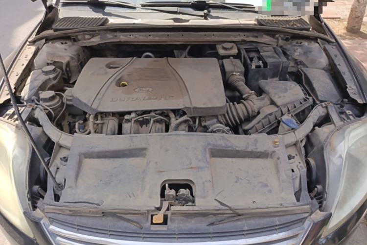 Used Ford Mondeo 2010 2.3L Luxury Version Engine Bay