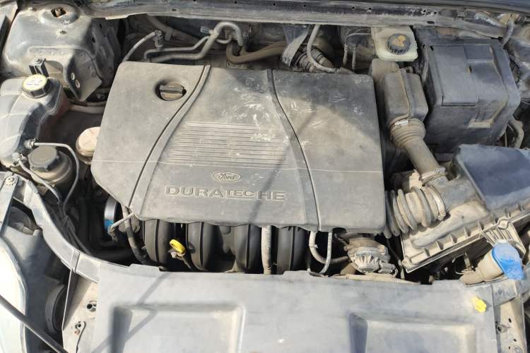 Used Ford Mondeo 2010 2.0L Comfort Version Engine Bay