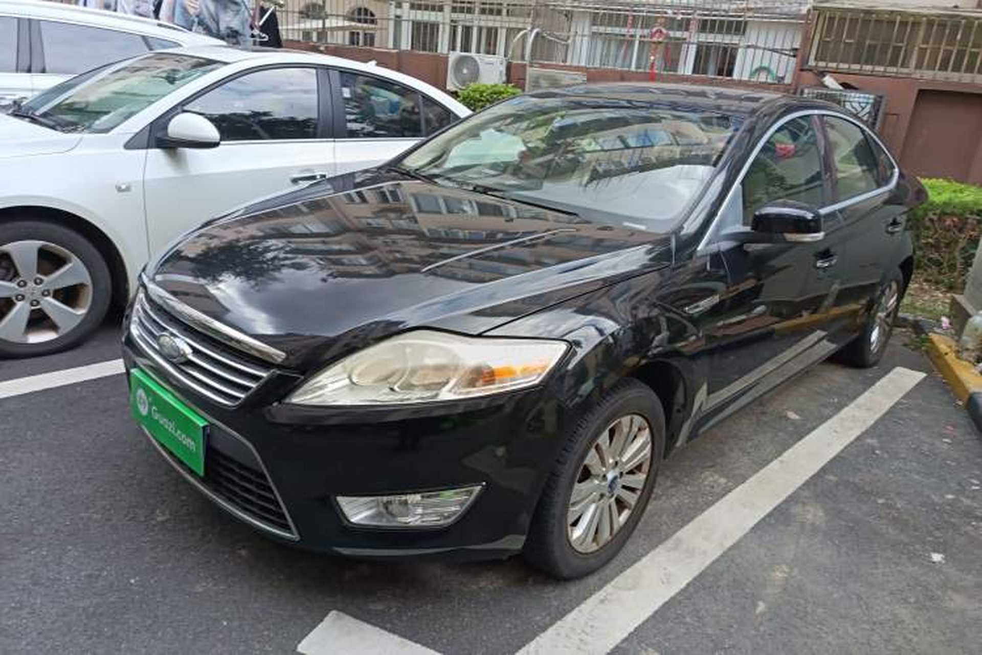 Used Ford Mondeo 2010 2.3L Fashion Edition Front Left 45 Deg