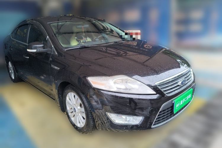 Used Ford Mondeo 2010 2.3L Fashion Edition Front Right 45 Deg