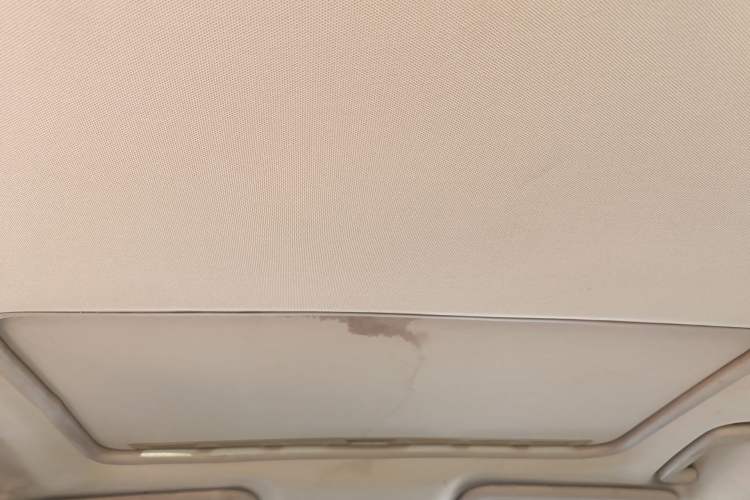 Used Ford Mondeo 2010 2.3L Luxury Version Headliner