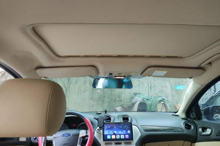 Used Ford Mondeo 2010 2.3L Fashion Edition Headliner