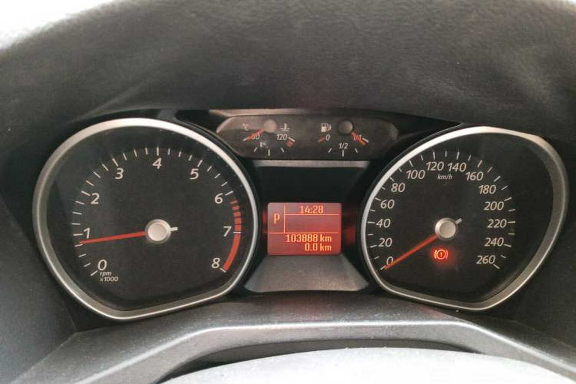 Used Ford Mondeo 2010 2.3L Fashion Edition Instrument Cluster