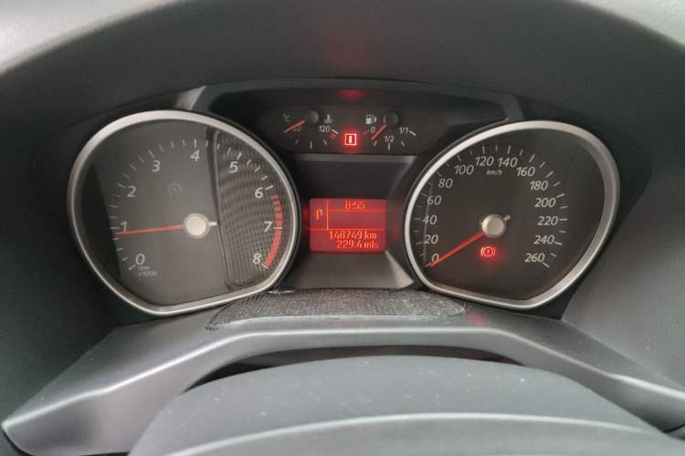 Used Ford Mondeo 2010 2.3L Fashion Edition Instrument Cluster