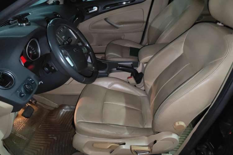 Used Ford Mondeo 2010 2.3L Fashion Edition Left Front Seat
