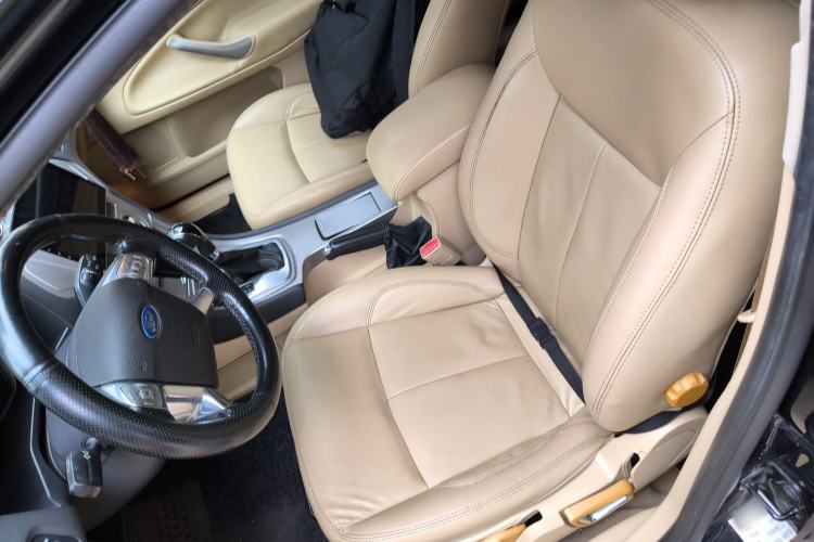 Used Ford Mondeo 2010 2.3L Fashion Edition Left Front Seat