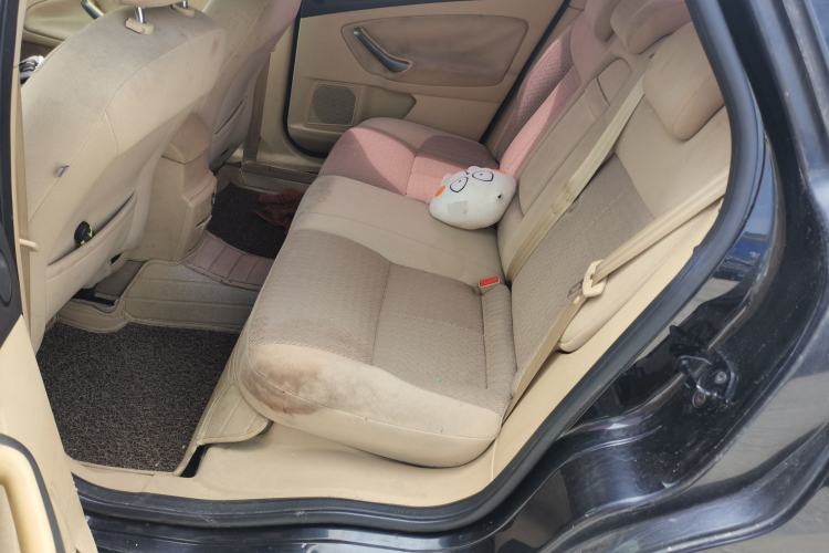Used Ford Mondeo 2010 2.0L Comfort Version Left Rear Seat