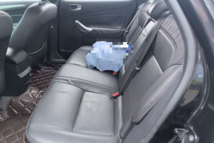 Used Ford Mondeo 2010 2.3L Fashion Edition Left Rear Seat