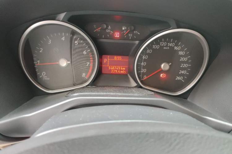 Used Ford Mondeo 2010 2.3L Fashion Edition Odometer Close Up