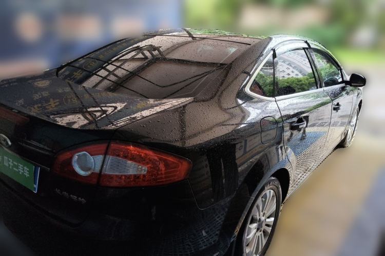 Used Ford Mondeo 2010 2.3L Fashion Edition Rear Right 45 Deg