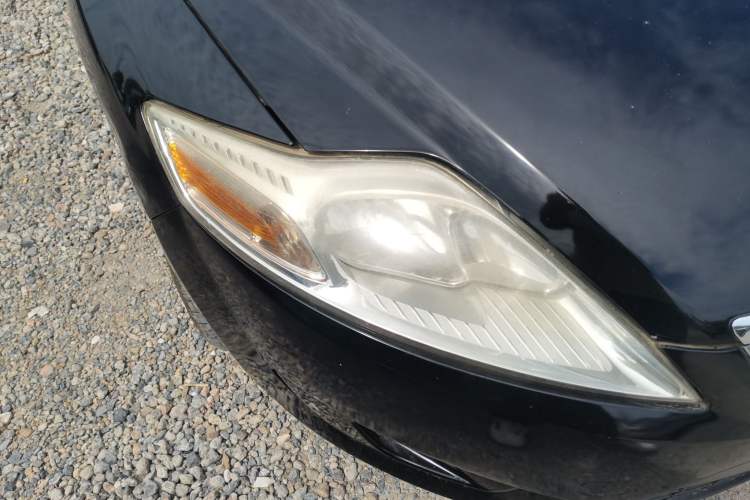 Used Ford Mondeo 2010 2.0L Comfort Version Right Front Headlight