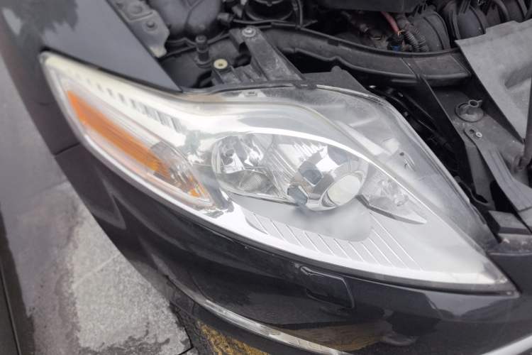 Used Ford Mondeo 2010 2.3L Fashion Edition Right Front Headlight