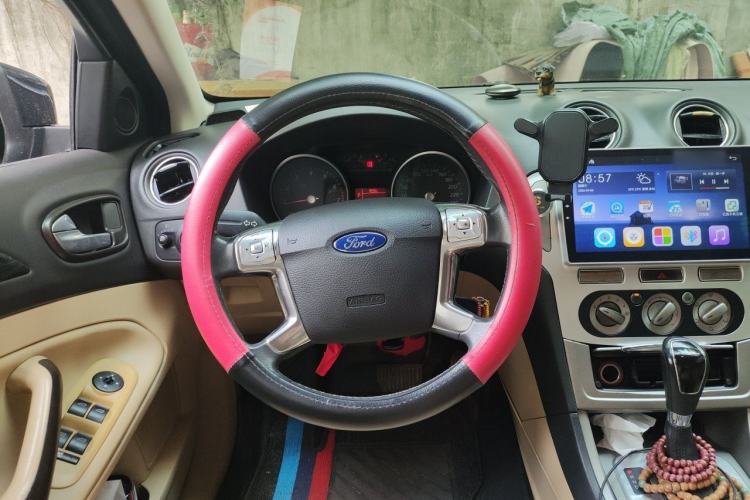 Used Ford Mondeo 2010 2.3L Fashion Edition Steering Wheel