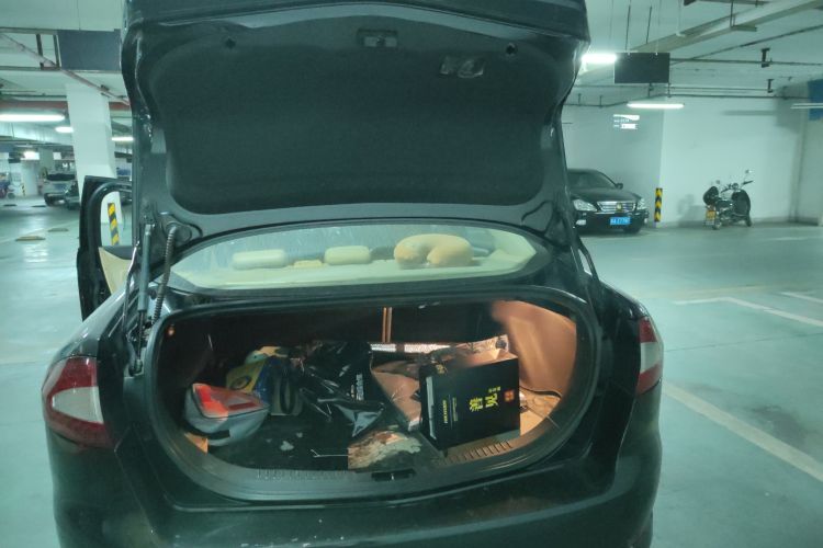 Used Ford Mondeo 2010 2.3L Fashion Edition Trunk