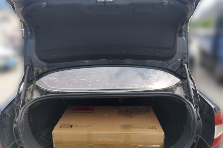 Used Ford Mondeo 2010 2.0L Comfort Version Trunk