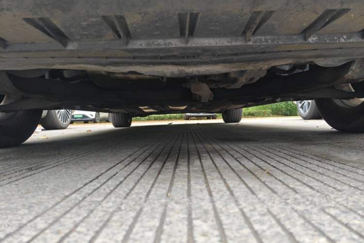 Used Ford Mondeo 2010 2.3L Fashion Edition Chassis Front
