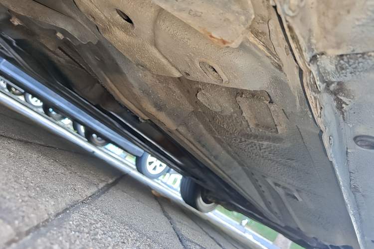 Used Ford Mondeo 2010 2.3L Fashion Edition Chassis Front Left