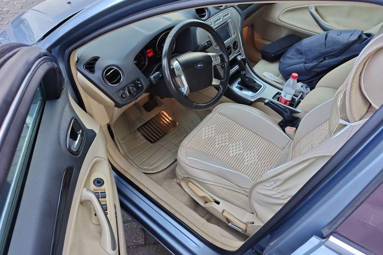 Used Ford Mondeo 2010 2.3L Fashion Edition Driver Seat
