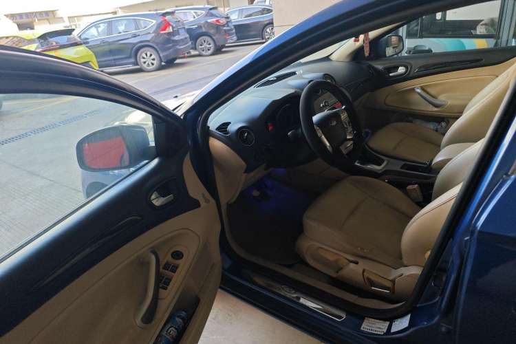 Used Ford Mondeo 2010 2.3L Fashion Edition Driver Seat