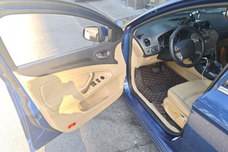 Used Ford Mondeo 2010 2.3L Fashion Edition Driver Seat