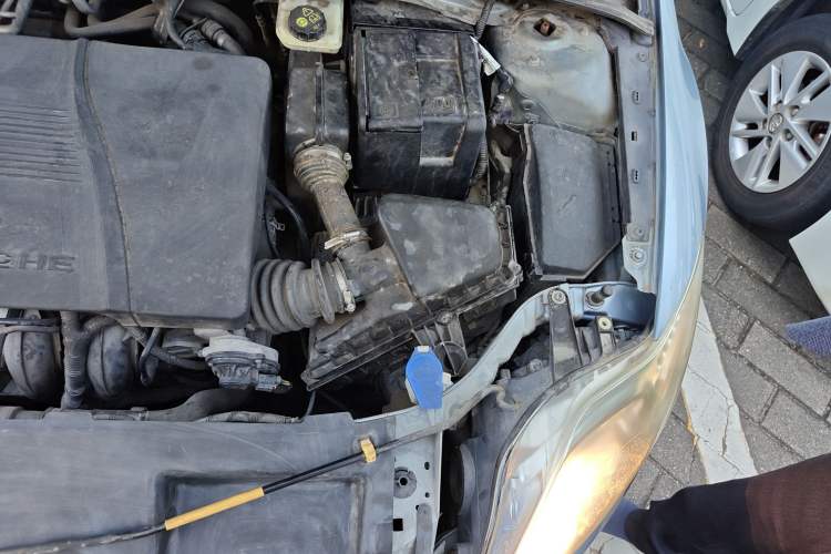 Used Ford Mondeo 2010 2.3L Fashion Edition Engine Bay Left