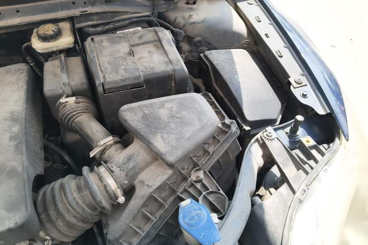 Used Ford Mondeo 2010 2.3L Luxury Sport Edition Engine Bay Left