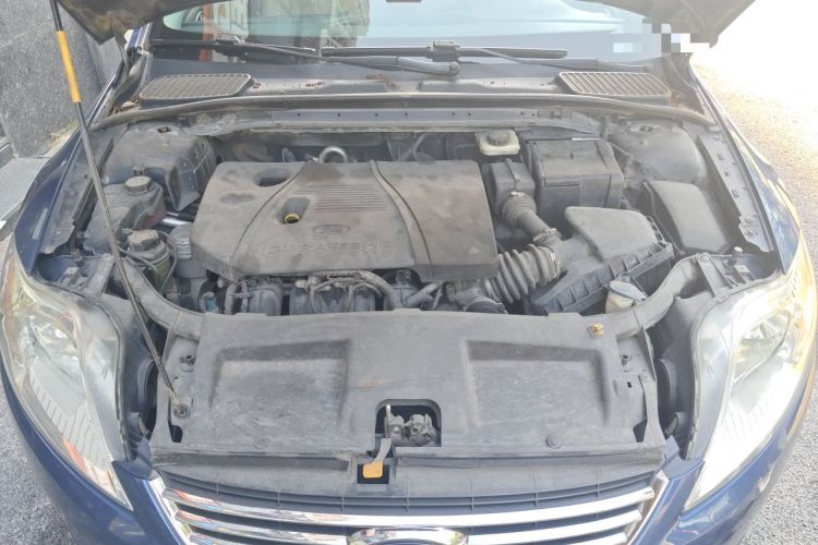 Used Ford Mondeo 2010 2.3L Fashion Edition Engine Bay