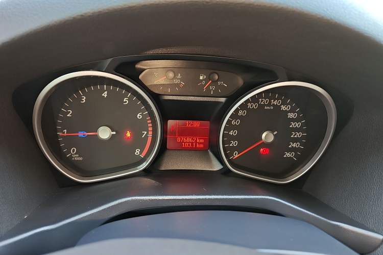 Used Ford Mondeo 2010 2.3L Fashion Edition Instrument Cluster