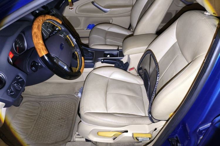Used Ford Mondeo 2010 2.3L Fashion Edition Left Front Seat