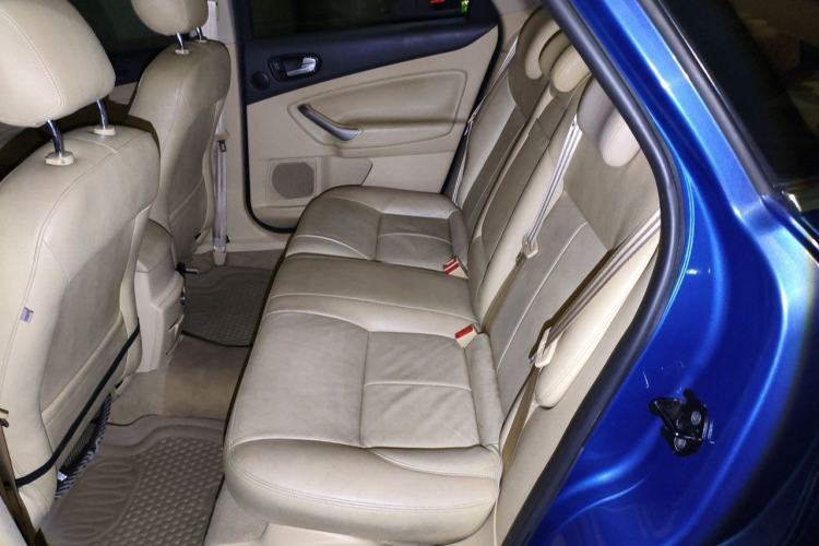 Used Ford Mondeo 2010 2.3L Fashion Edition Left Rear Seat