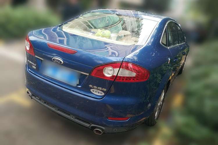 Used Ford Mondeo 2010 2.3L Fashion Edition Rear Right 45 Deg