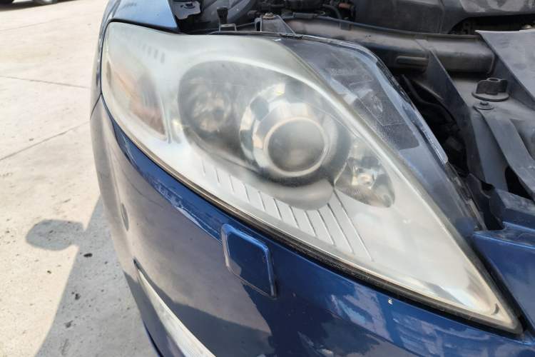 Used Ford Mondeo 2010 2.3L Luxury Sport Edition Right Front Headlight
