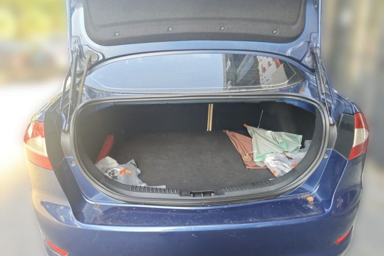 Used Ford Mondeo 2010 2.3L Fashion Edition Trunk