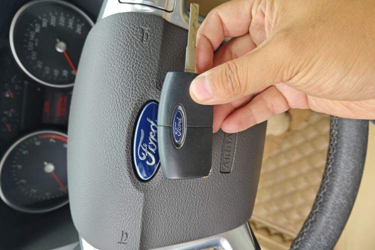 Used Ford Mondeo 2010 2.3L Fashion Edition Vehicle Key