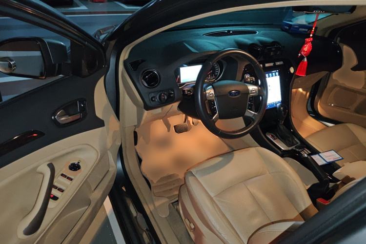 Used Ford Mondeo 2010 2.3L Luxury Version Driver Seat