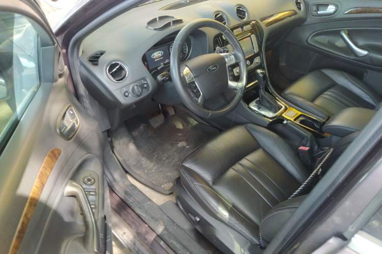 Used Ford Mondeo 2010 2.3L Luxury Version Driver Seat