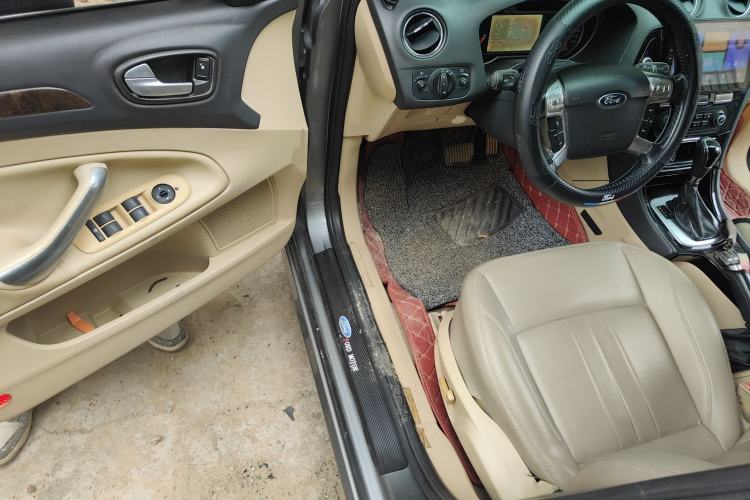 Used Ford Mondeo 2010 2.3L Luxury Version Driver Seat