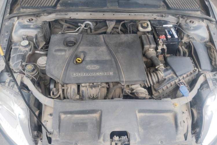 Used Ford Mondeo 2010 2.3L Luxury Version Engine Bay