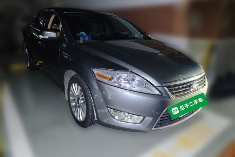 Used Ford Mondeo 2010 2.3L Luxury Version Front Right 45 Deg