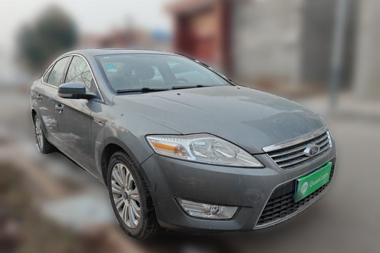 Used Ford Mondeo 2010 2.3L Luxury Version Front Right 45 Deg