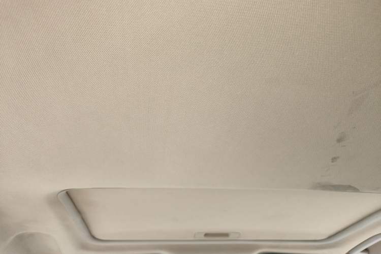 Used Ford Mondeo 2010 2.3L Luxury Version Headliner