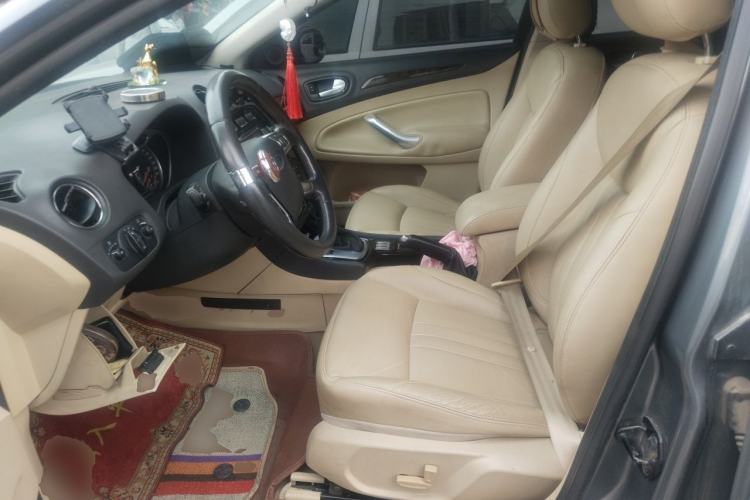 Used Ford Mondeo 2010 2.3L Luxury Version Left Front Seat