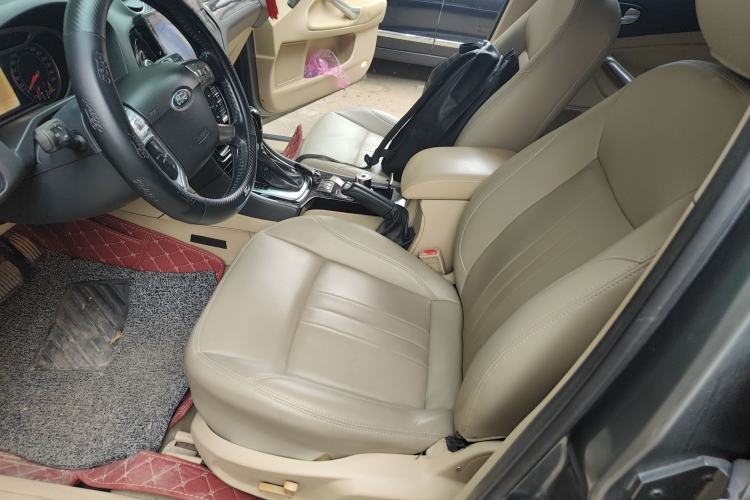 Used Ford Mondeo 2010 2.3L Luxury Version Left Front Seat