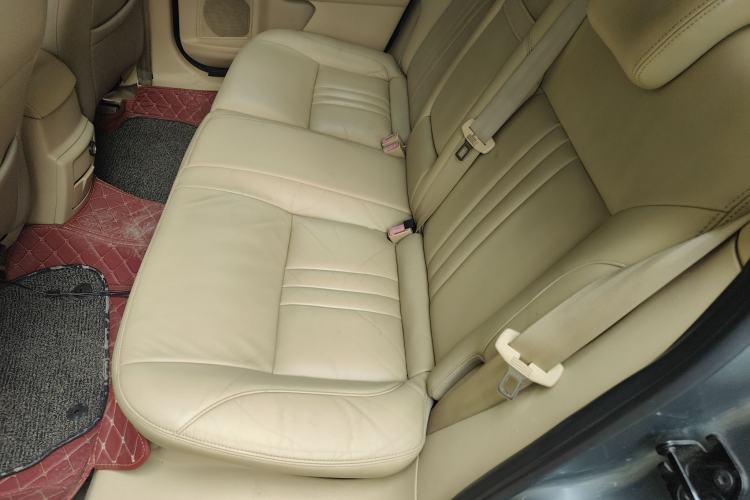 Used Ford Mondeo 2010 2.3L Luxury Version Left Rear Seat