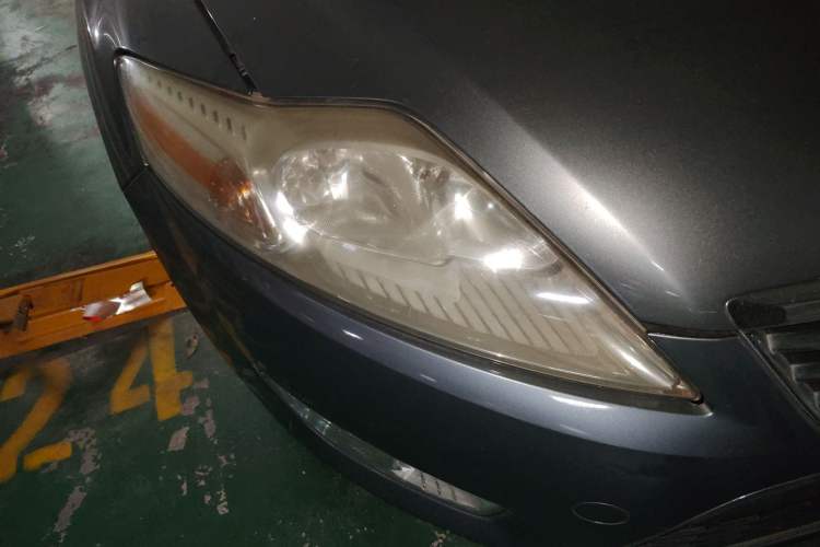Used Ford Mondeo 2010 2.3L Fashion Edition Right Front Headlight