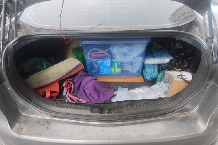 Used Ford Mondeo 2010 2.3L Luxury Version Trunk